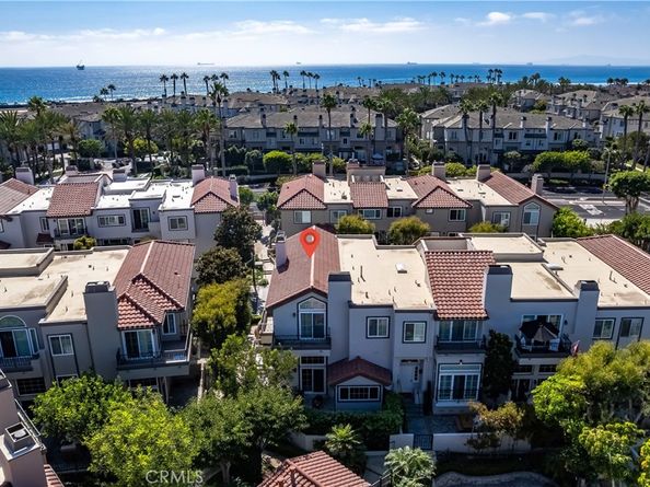 19362 Maidstone Lane, Huntington Beach CA 92648