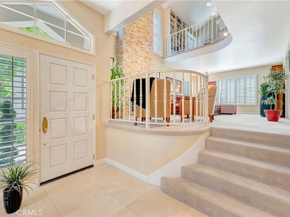 19362 Maidstone Lane, Huntington Beach CA 92648