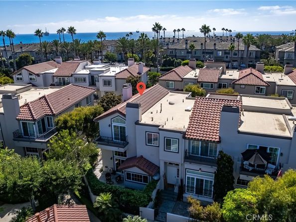 19362 Maidstone Lane, Huntington Beach CA 92648