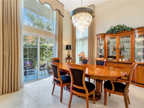 19362 Maidstone Lane, Huntington Beach CA 92648