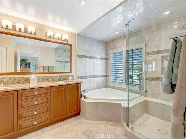 19362 Maidstone Lane, Huntington Beach CA 92648