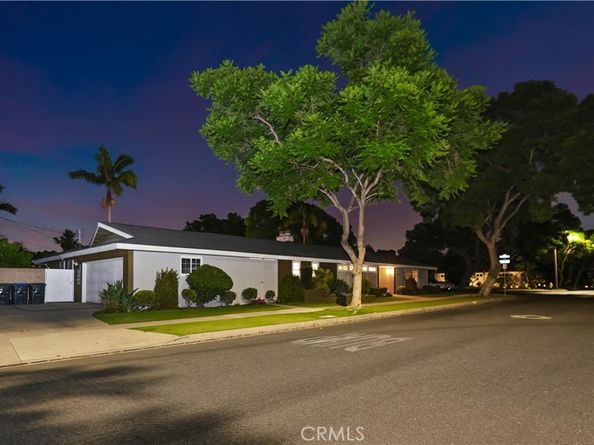 1155 W Park Lane, Santa Ana CA 92706