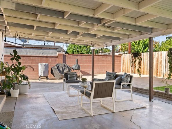 626 S Porto Place, Anaheim CA 92802