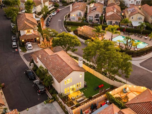 2 Via Helena, Rancho Santa Margarita CA 92688