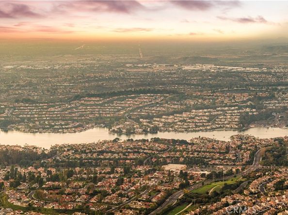 2 Via Helena, Rancho Santa Margarita CA 92688