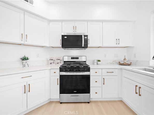 2 Via Helena, Rancho Santa Margarita CA 92688