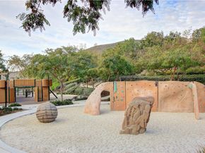 26 Passaflora Ln, Ladera Ranch CA 92694