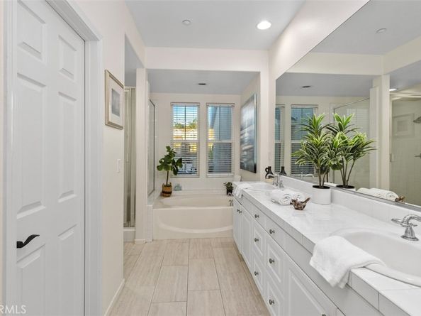 26 Passaflora Ln, Ladera Ranch CA 92694