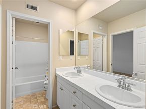 26 Passaflora Ln, Ladera Ranch CA 92694