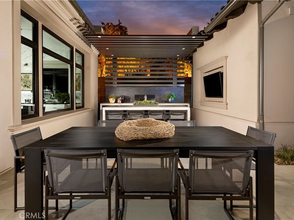 560 Peninsula, Irvine CA 92602