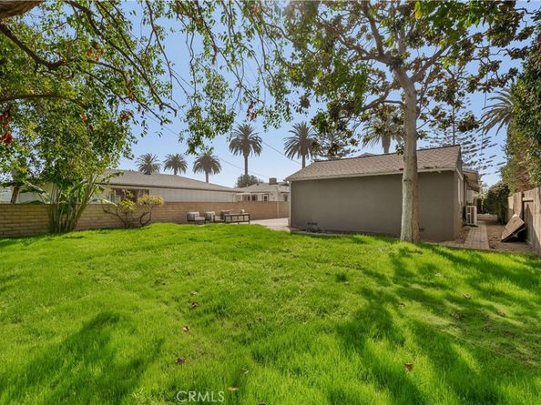 370 E 19th, Costa Mesa CA 92627