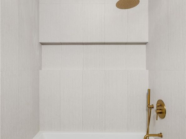 370 E 19th, Costa Mesa CA 92627