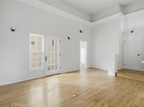 3320 Hill, San Diego CA 92106