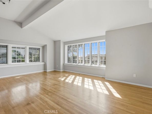 3320 Hill, San Diego CA 92106