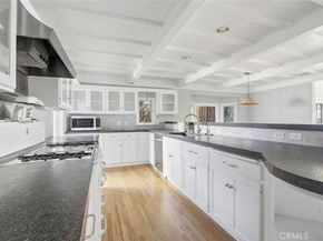 3320 Hill, San Diego CA 92106