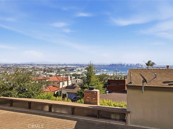 3320 Hill, San Diego CA 92106