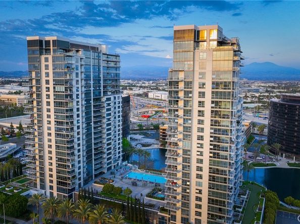 9 MacArthur Place 508, Santa Ana CA 92707