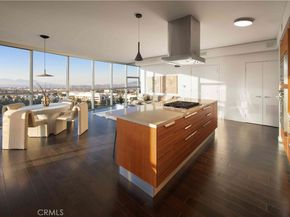 9 MacArthur Place 508, Santa Ana CA 92707