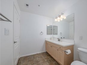 2337 Watermarke, Irvine CA 92612