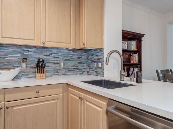 2337 Watermarke, Irvine CA 92612