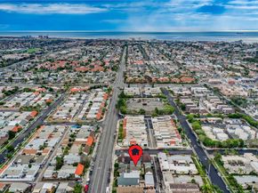 2007 Delaware Street, Huntington Beach CA 92648