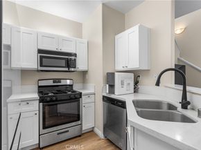 311 Falcon Creek, Irvine CA 92618