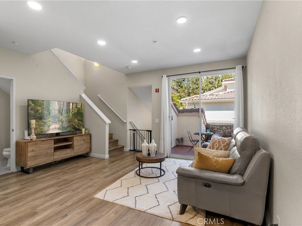 311 Falcon Creek, Irvine CA 92618