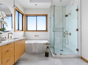 1828 Pine Street, Huntington Beach CA 92648