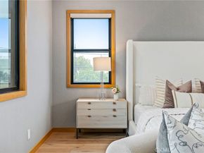 1828 Pine Street, Huntington Beach CA 92648