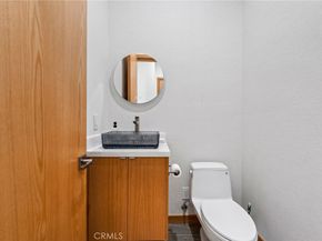 1828 Pine Street, Huntington Beach CA 92648