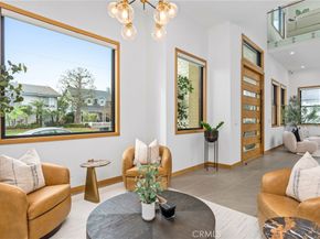 1828 Pine Street, Huntington Beach CA 92648