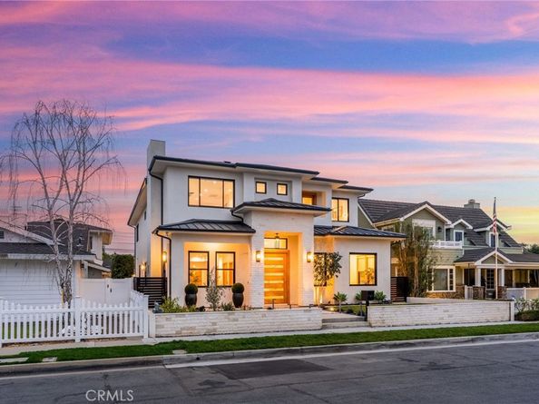 1828 Pine Street, Huntington Beach CA 92648