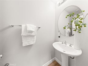 74 Trailing Vine, Irvine CA 92602