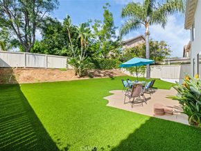 7 Calle De Luna, Rancho Santa Margarita CA 92688