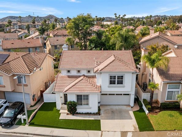 7 Calle De Luna, Rancho Santa Margarita CA 92688