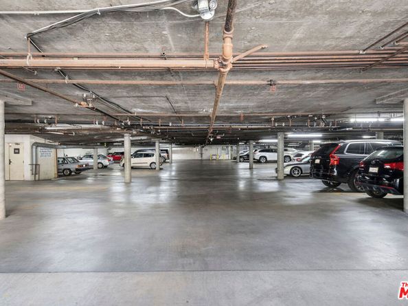 729 S Hobart Boulevard 28, Los Angeles CA 90005