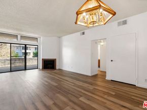 729 S Hobart Boulevard 28, Los Angeles CA 90005