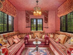 4320 Cedarhurst Circle, Los Angeles CA 90027