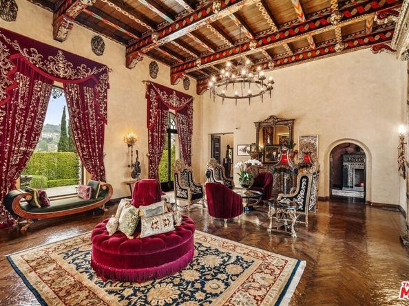 4320 Cedarhurst Circle, Los Angeles CA 90027