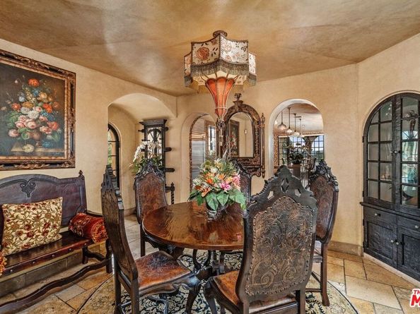 4320 Cedarhurst Circle, Los Angeles CA 90027