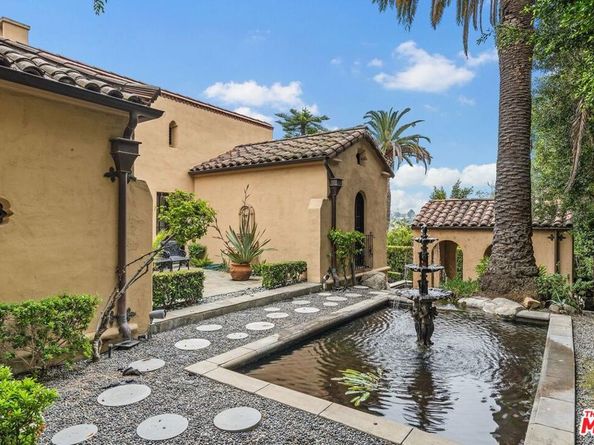 4320 Cedarhurst Circle, Los Angeles CA 90027