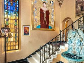 4320 Cedarhurst Circle, Los Angeles CA 90027