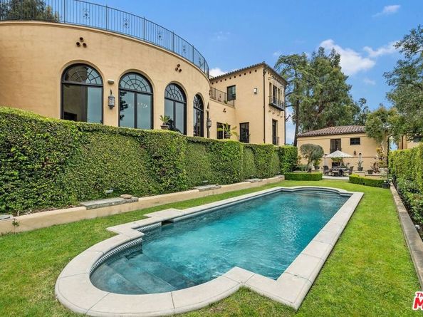 4320 Cedarhurst Circle, Los Angeles CA 90027