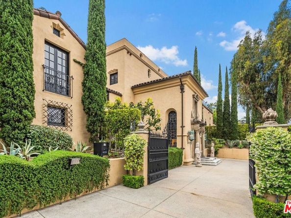 4320 Cedarhurst Circle, Los Angeles CA 90027