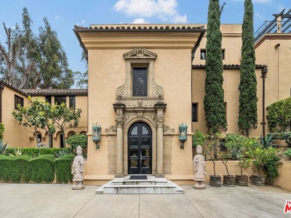 4320 Cedarhurst Circle, Los Angeles CA 90027