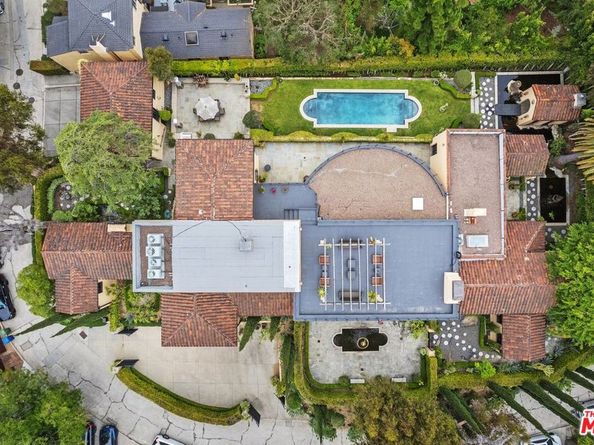 4320 Cedarhurst Circle, Los Angeles CA 90027