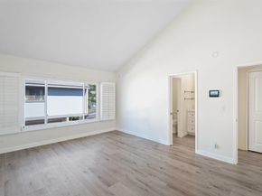 2135 E Valley Pkwy 10, Escondido CA 92027