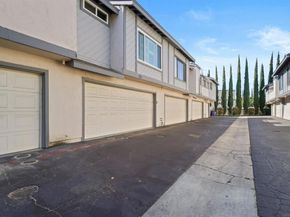 2135 E Valley Pkwy 10, Escondido CA 92027