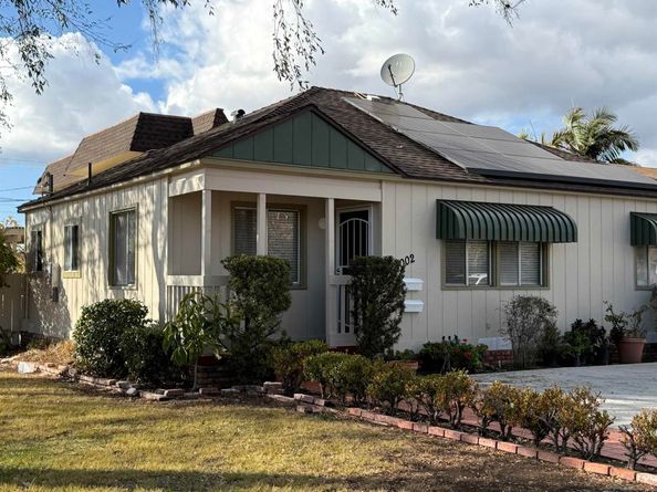 4002 Violet Street, La Mesa CA 91941