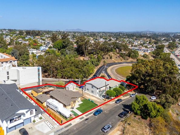 3102 8 E Street, San Diego CA 92102